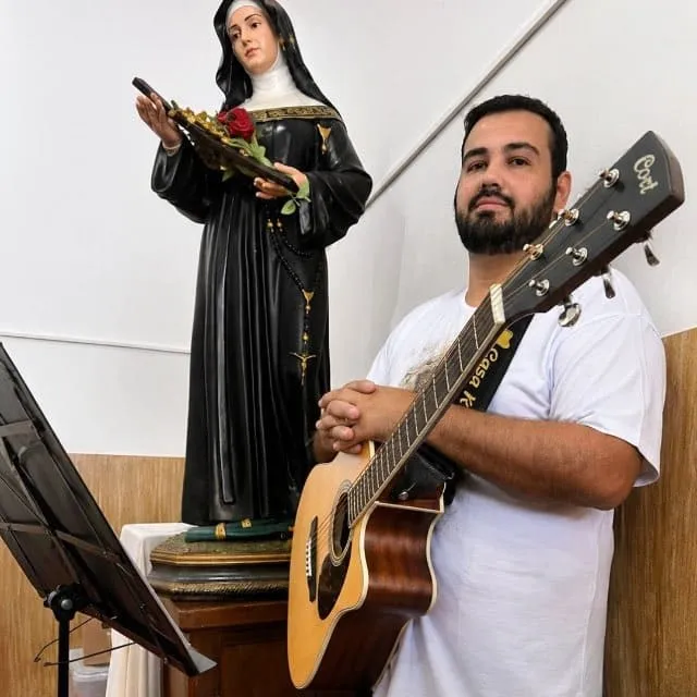 Douglas Barros, aluno do Musico Excel